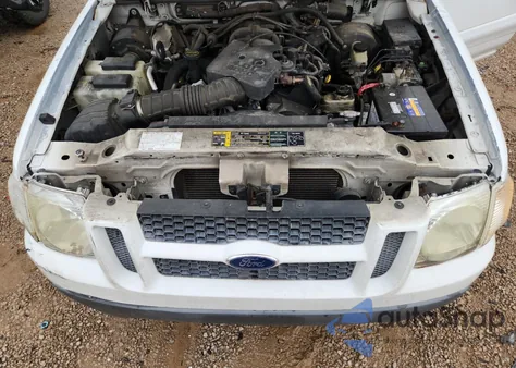 2004 Ford Explorer Sport Trac z USA, uszkodzony, nr VIN 1FMZU67K34UC21849